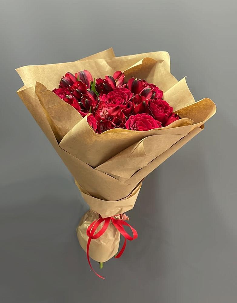 Букет цветов из: Альстромерии и Розы в Донской Балке