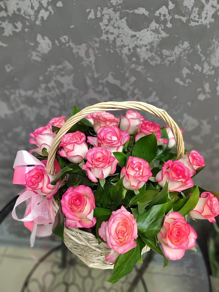 Цветочная композиция из Розы в корзине в Донской Балке
