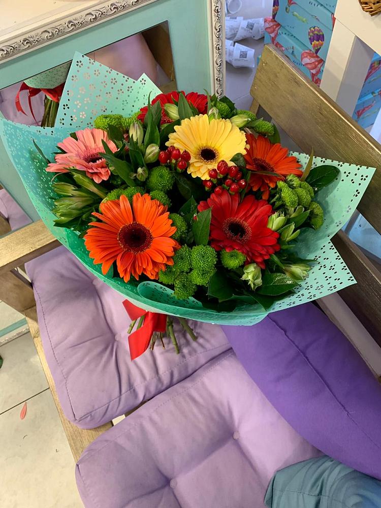 Букет цветов из: Герберы, Хризантемы и Альстромерии в Донской Балке