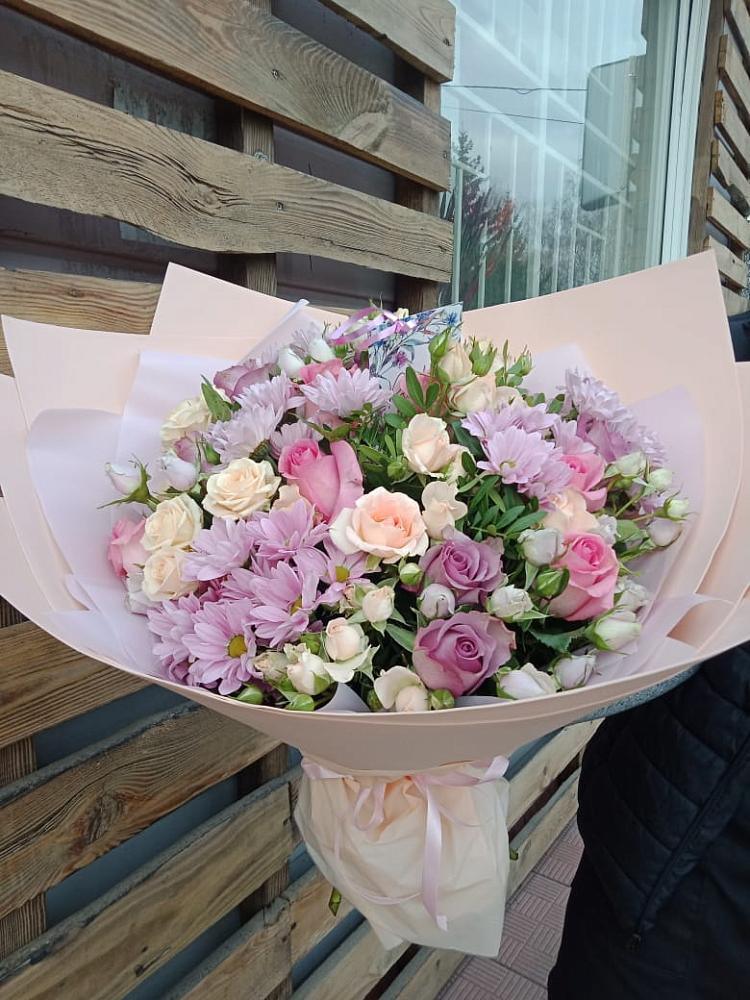 Букет цветов из: Розы и Хризантемы в Донской Балке