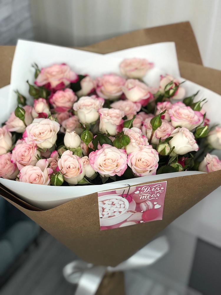 Букет цветов из: Розы в Донской Балке