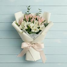 Букет цветов из:  Альстромерии в Донской Балке