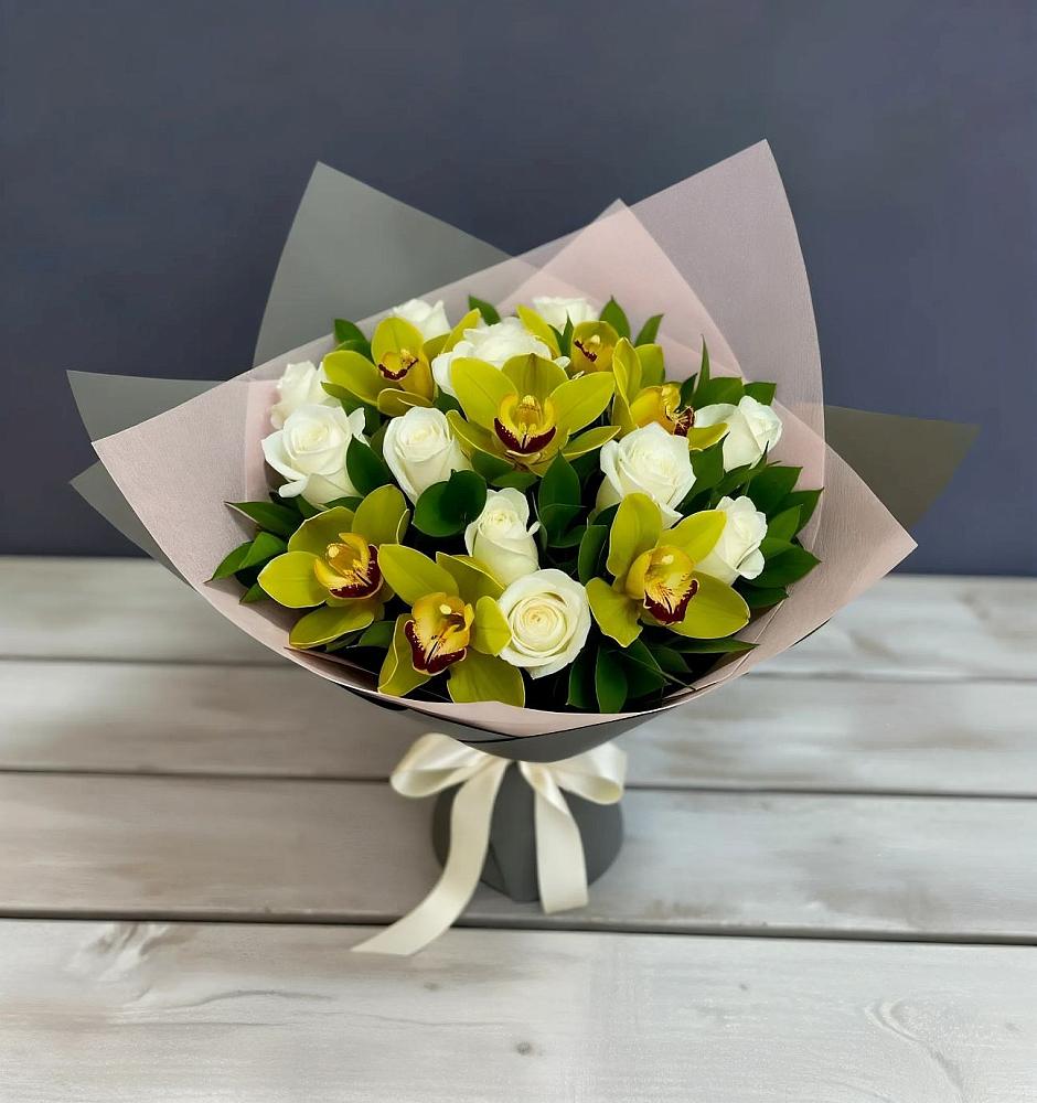 Букет цветов из: Орхидеи и Розы в Донской Балке