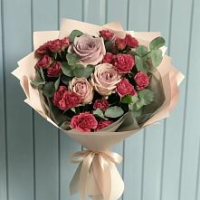 Букет цветов из:  Гвоздики и Розы в Донской Балке