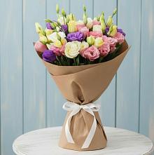 Букет цветов из:  Лизиантусы в Донской Балке