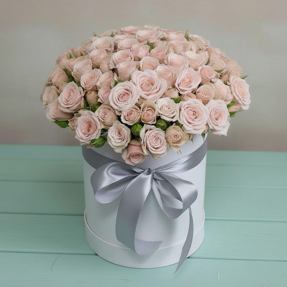 Цветочная композиция из Розы в шляпной коробке в Донской Балке